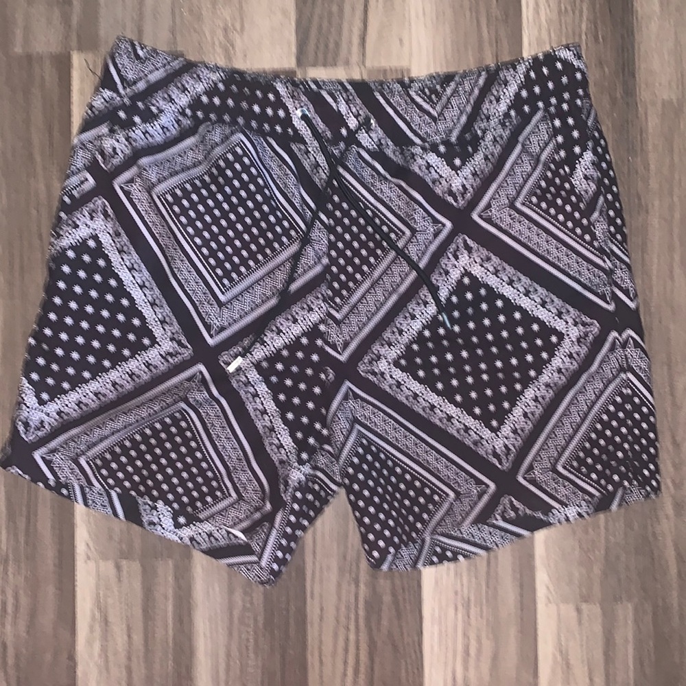 Men’s swim trunk